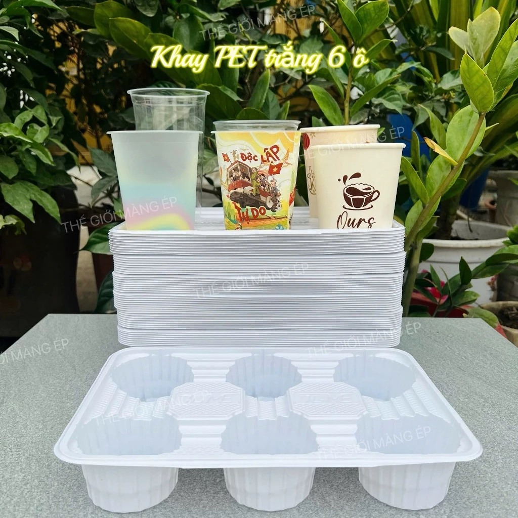 Khay nhựa đựng ly chống đổ - túi 100 cái